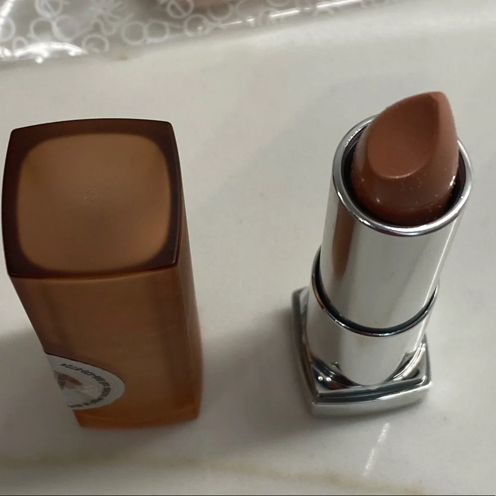 MAYBELLINE LIP PRODUCTS SET OF 3 NEW